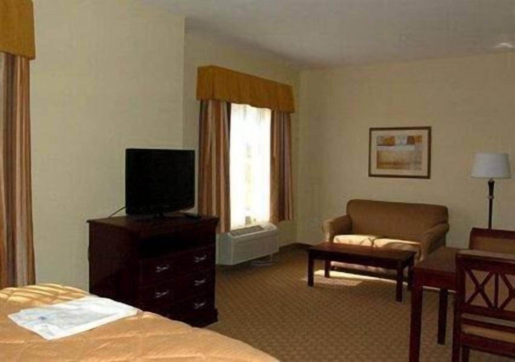 Mainstay Suites Хоума Екстериор снимка