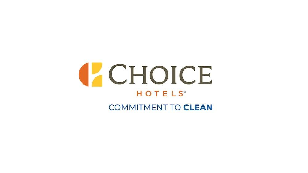 Mainstay Suites Хоума Екстериор снимка